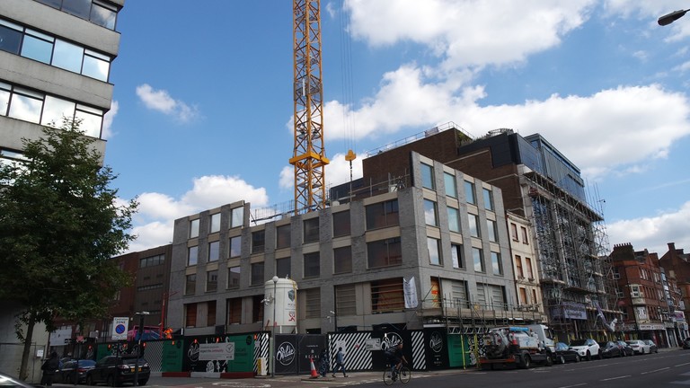 Commercial Road Tops Out